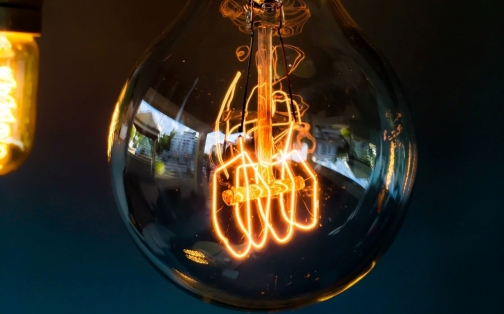 UK Energy Market in Crisis as Price Hikes Arrive