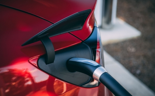 Plug-in Car Grant “will go eventually” reveals Transport secretary