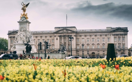 Queen's Funeral: Bank Holiday Opening Times
